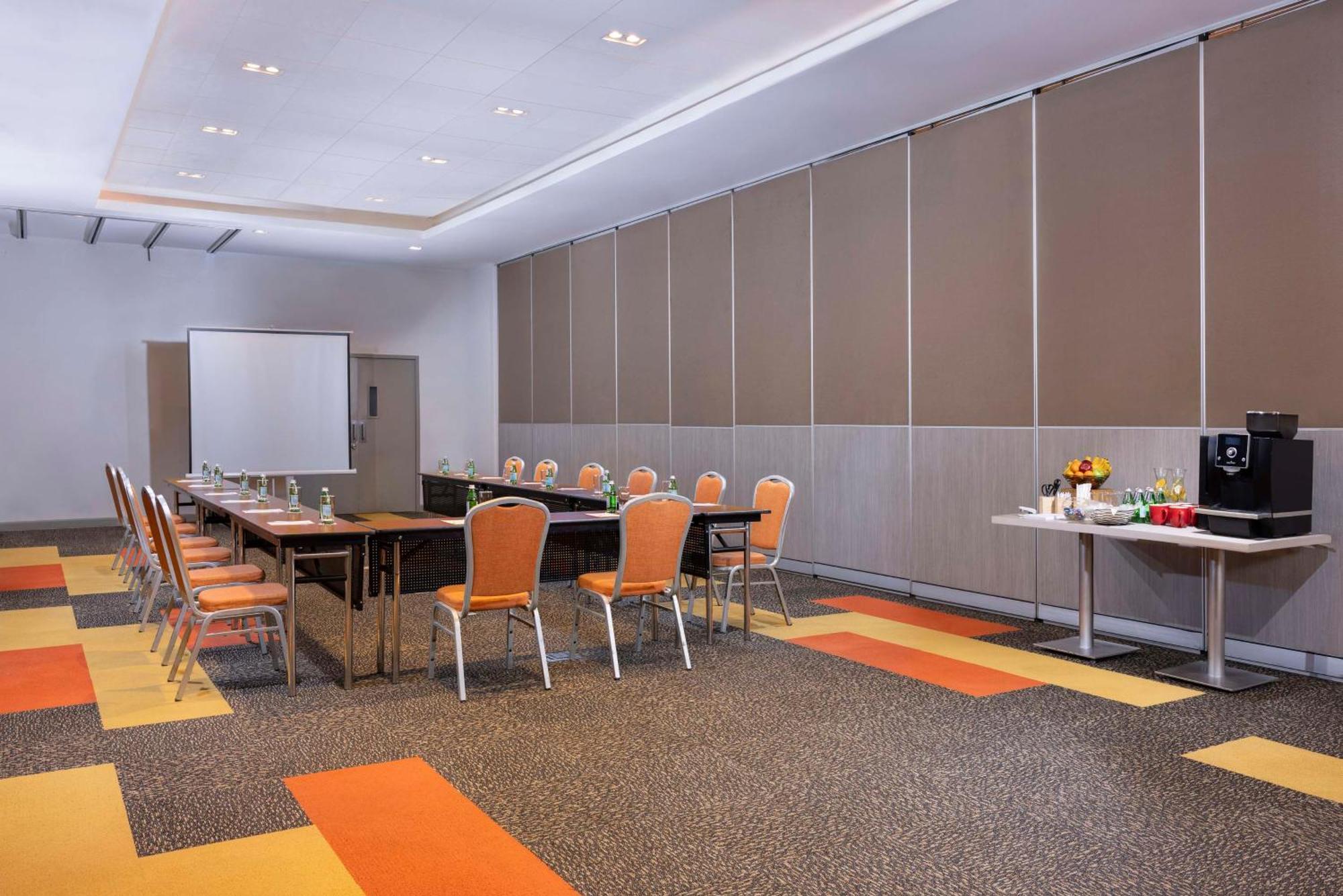 Park Inn By Radisson Iloilo Exteriér fotografie
